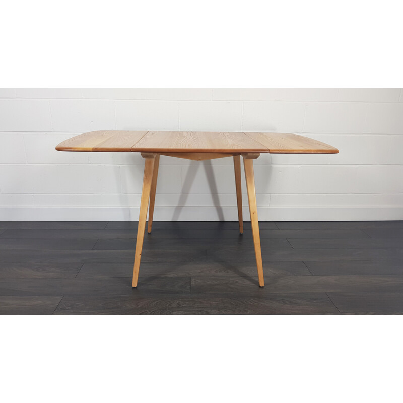 Vintage leaf dining table by Lucian Ercolani for Ercol, 1960