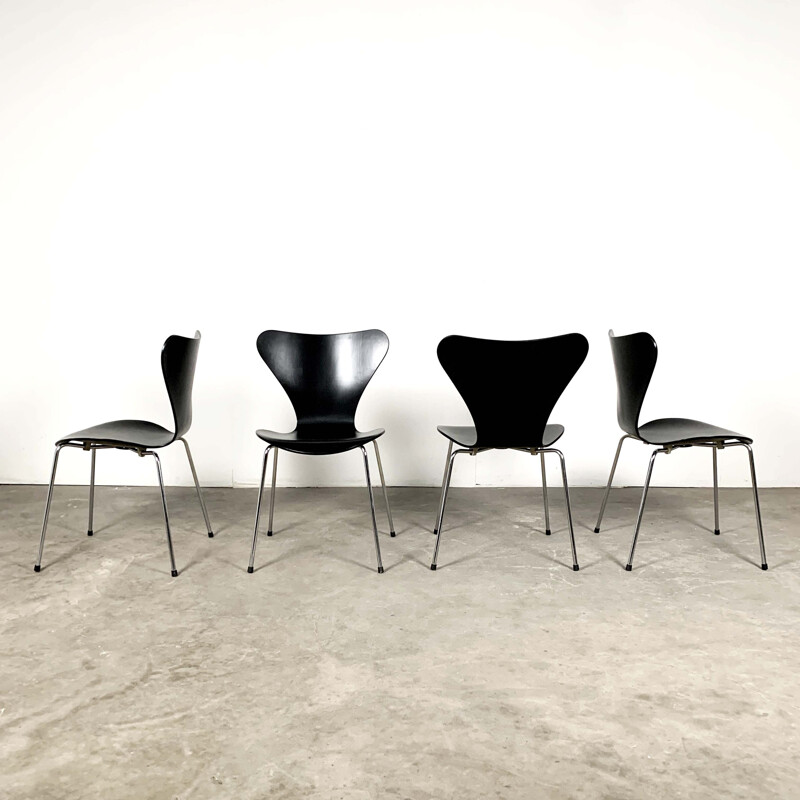 Set of 6 vintage "3107 Butterfly" Chairs by Arne Jacobsen for Fritz Hansen, 1960s