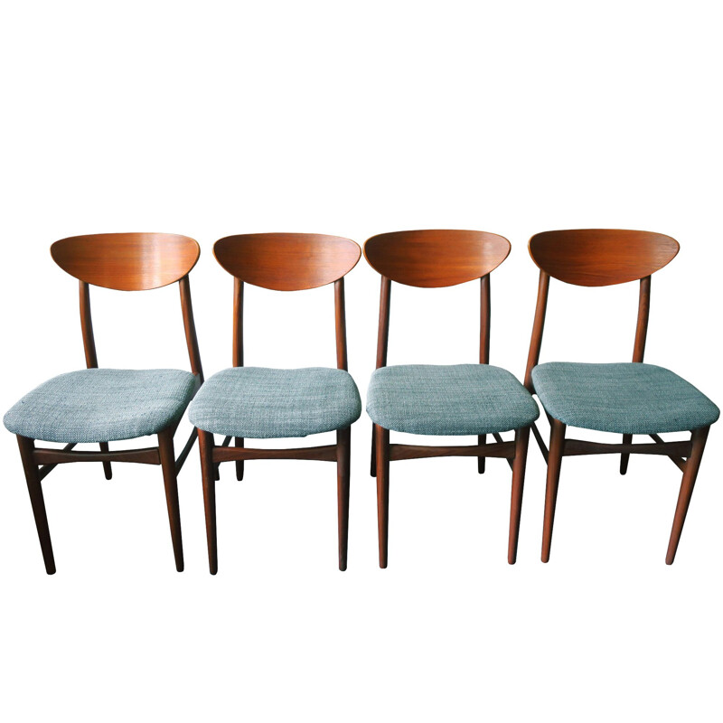 Lot de 4 chaises en teck danois à dossier elliptique, 1960