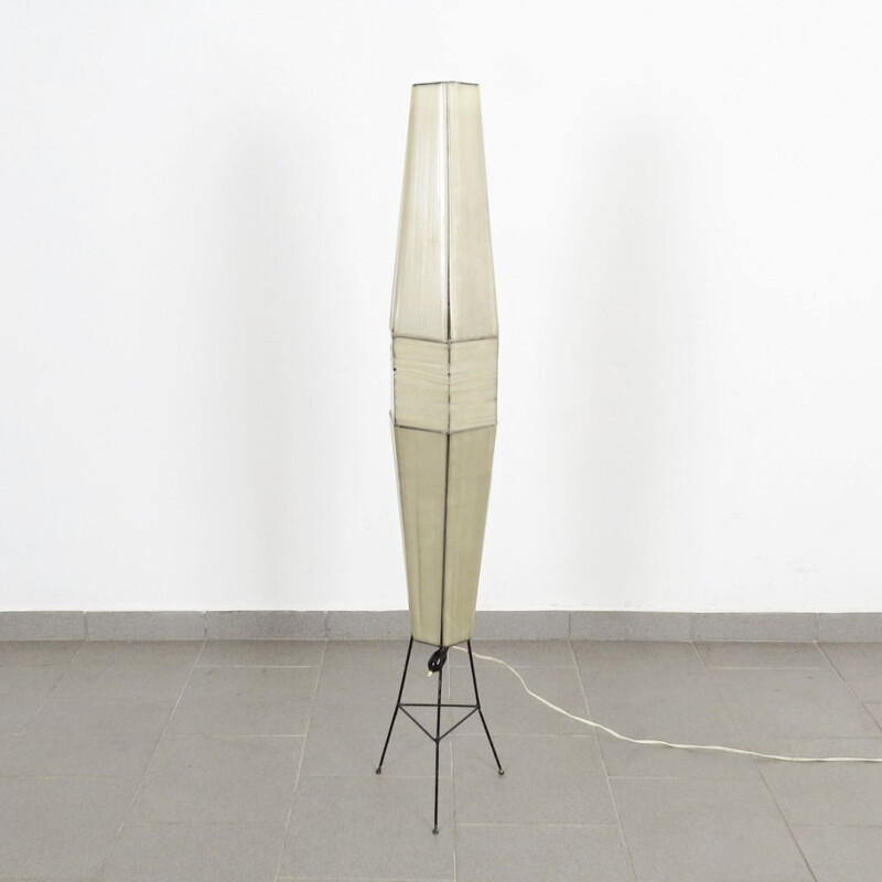 Floor lamp