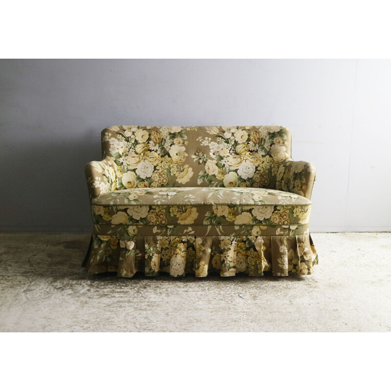 1960’s vintage mid century 2 seat floral sofa