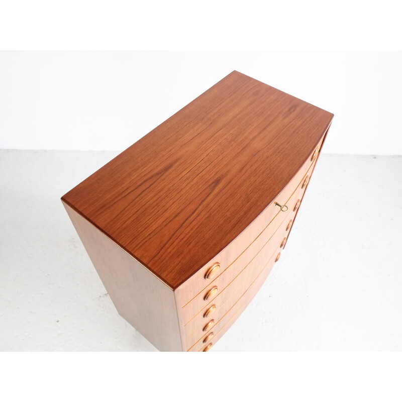 Vintage danish chest of 6 drawers in teak with bowed front by Kai Kristiansen 1960