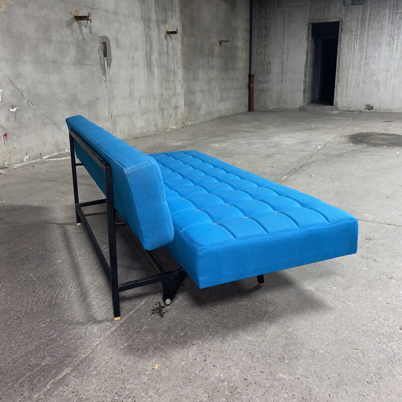 Canapé vintage convertible en laine bleu et frêne par André Simard