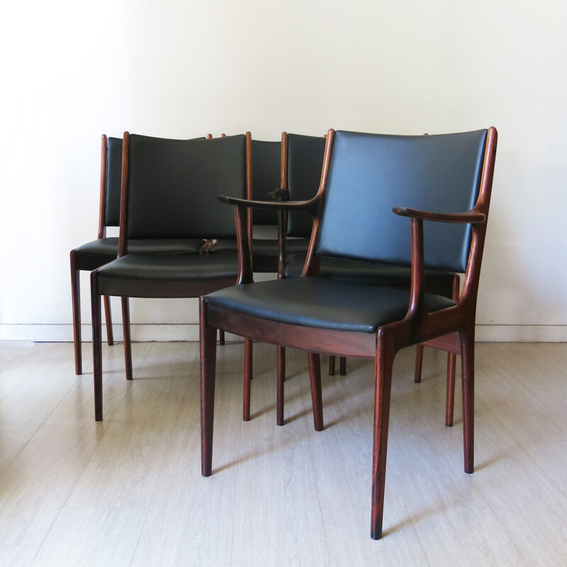 Lot de 6 chaises U.M. en palissandre et simili-cuir, J. ANDERSEN - 1960