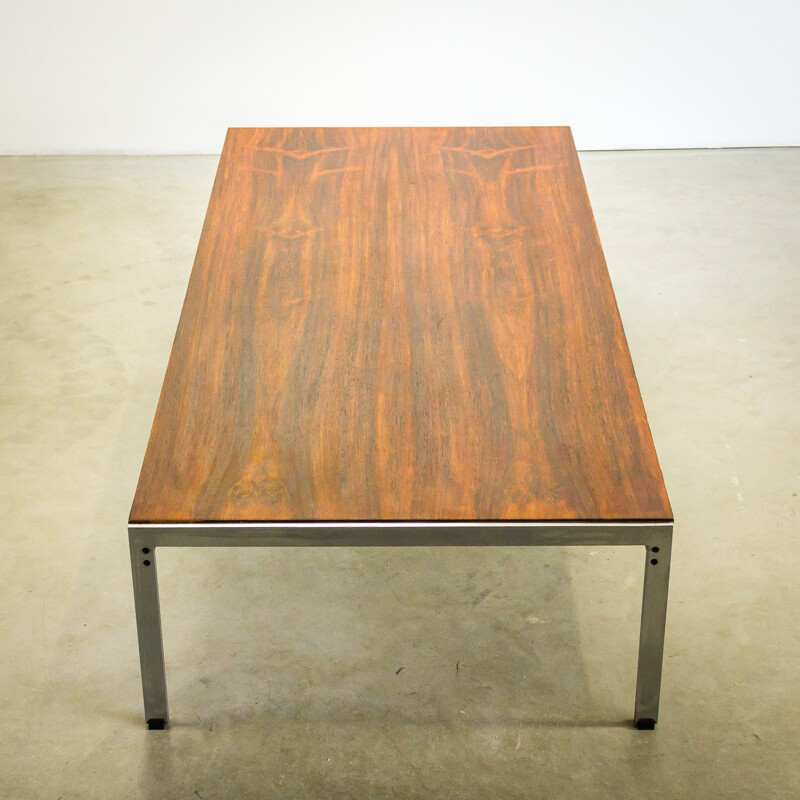 Artifort coffee table "020" in rosewood, Kho LIANG IE - 1960s