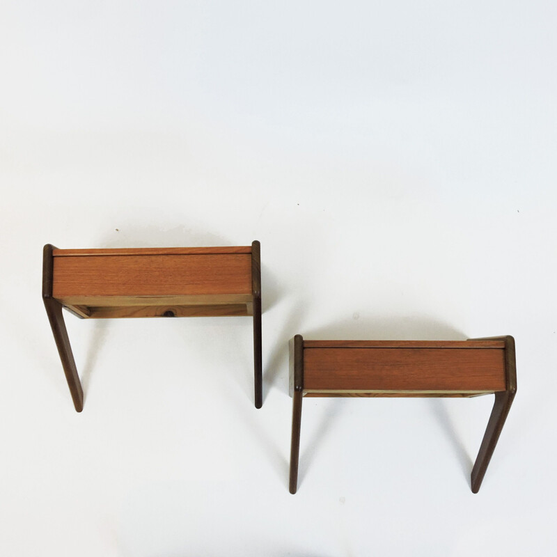 Mid-Century Danish Teak and Oak Night Stands from Ølholm Møbelfabrik, 1960s, Set of 2