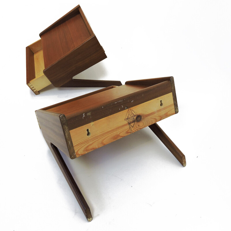 Mid-Century Danish Teak and Oak Night Stands from Ølholm Møbelfabrik, 1960s, Set of 2