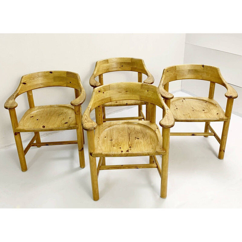 Esemble de 4 chaises à bras vintage  