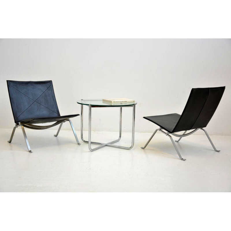 Pair of vintage armchairs PK 22 by Poul Kjaerholm for Fritz Hansen Denmark 
