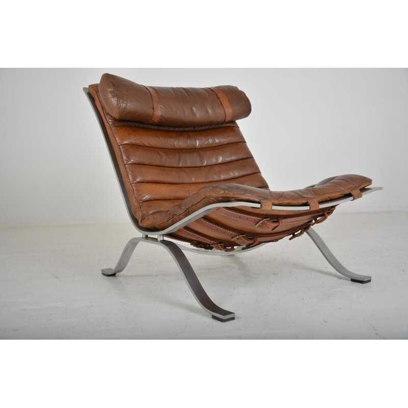 Vintage low chair "Ari" by Arne Norell 1960