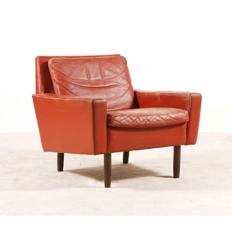 Skandinavischer Vintage-Sessel aus rotem Leder, 1960