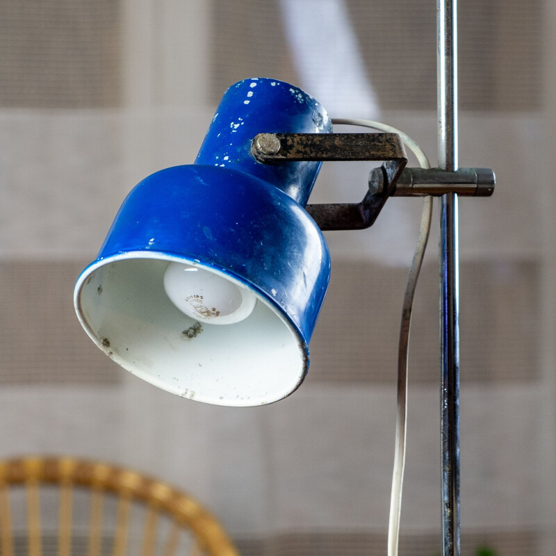 Blue vintage floor lamp, Habitat vintage, a spot on a rod, 1970-1980