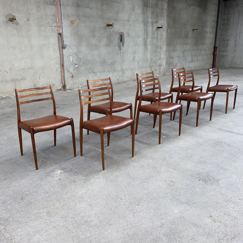 Suite vintage di 8 sedie in palissandro di Niels otto Moller, 1962
