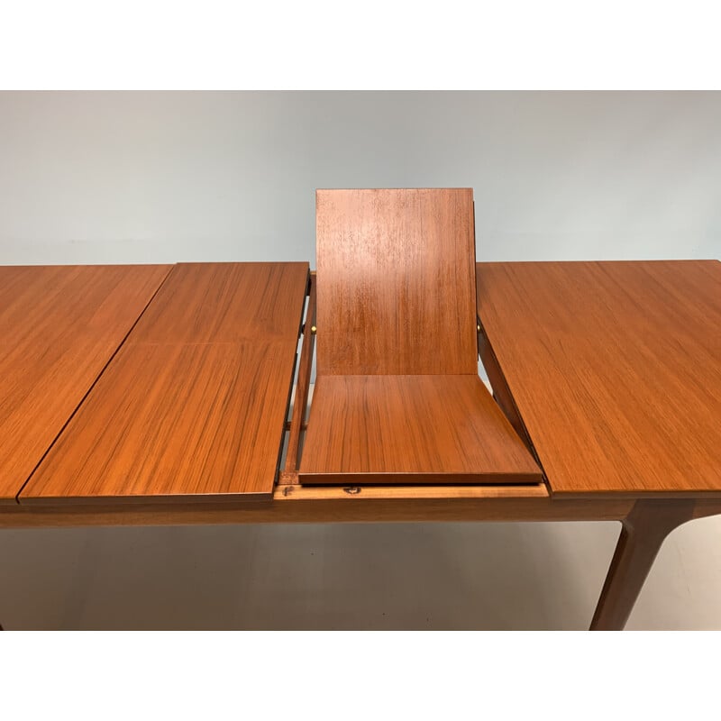 Vintage extendable teak dining table by McIntosh, 1960s