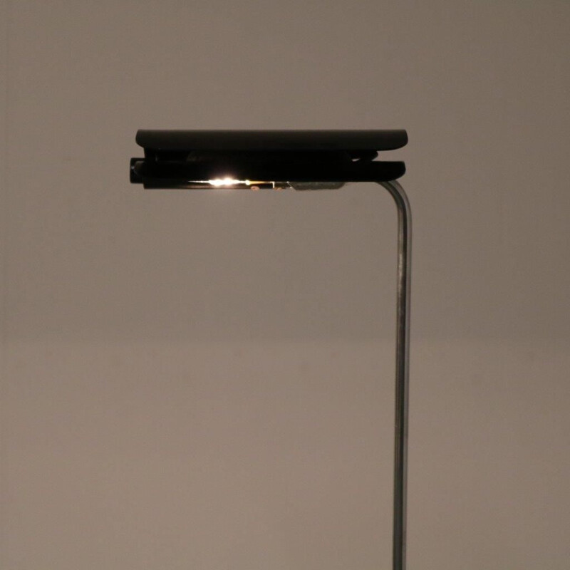 1970s “Tegola” floor lamp  designed by Bruno Gecchelin, manufactured by Skipper in Italy