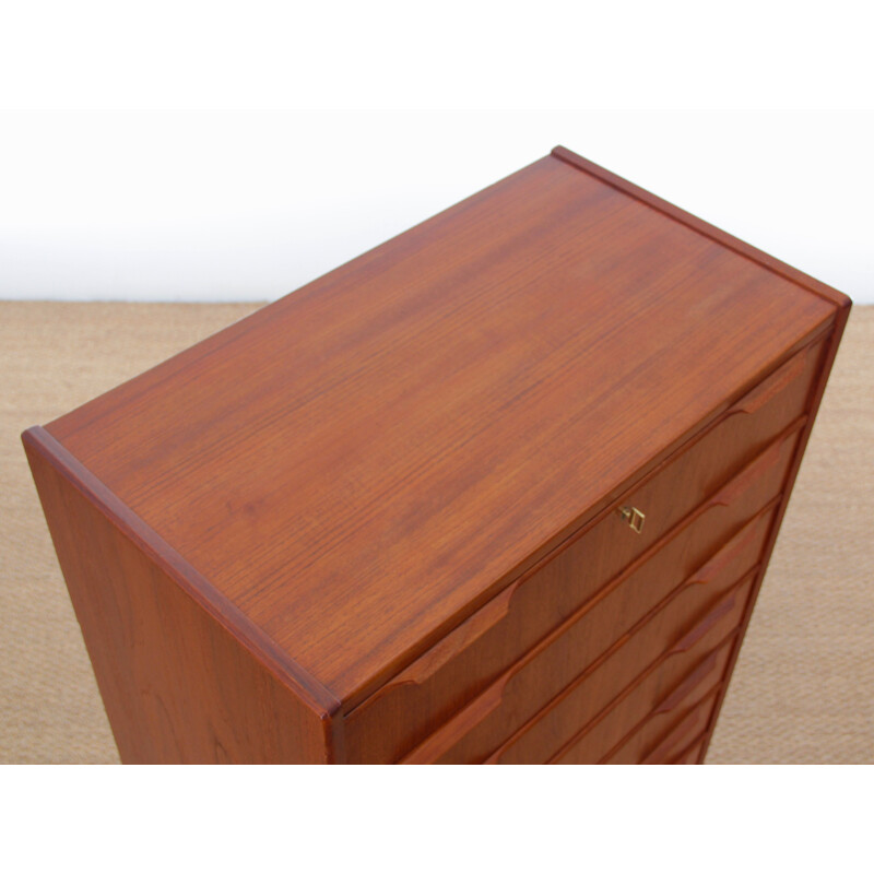 Scandinavian vintage chest of drawers in teak