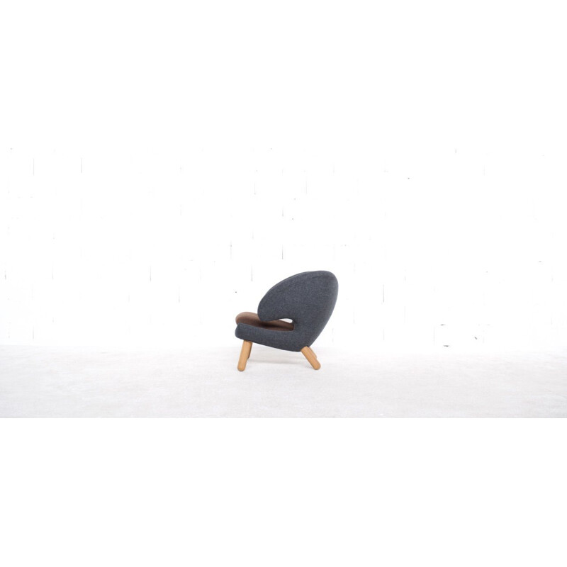 Pelican model armchair by Finn Juhl in grey, 2001