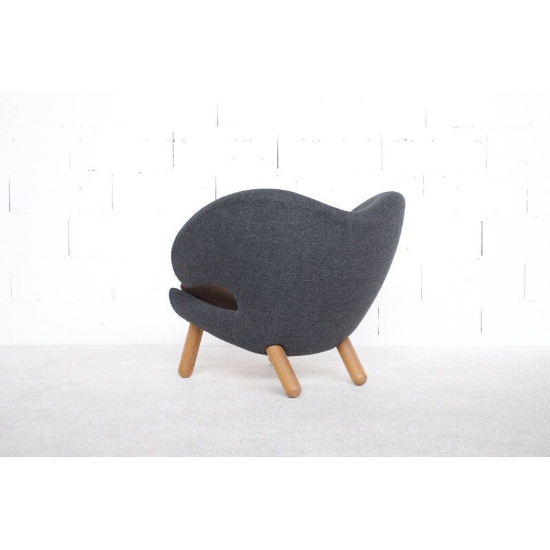 Pelican model armchair by Finn Juhl in grey, 2001