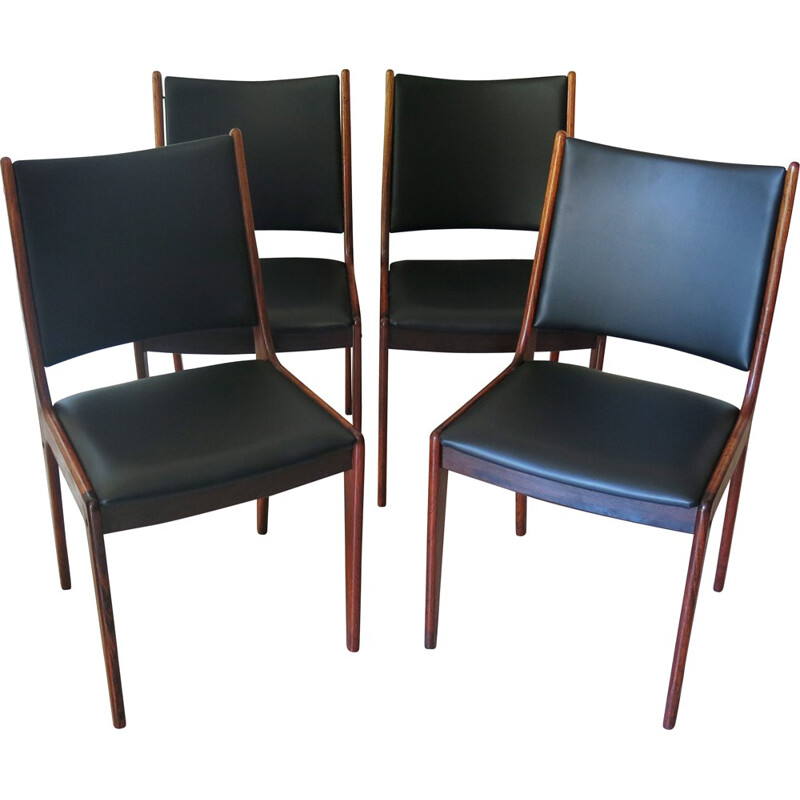 Lot de 4 chaises U.M. en palissandre et simili-cuir, J. ANDERSEN - 1960