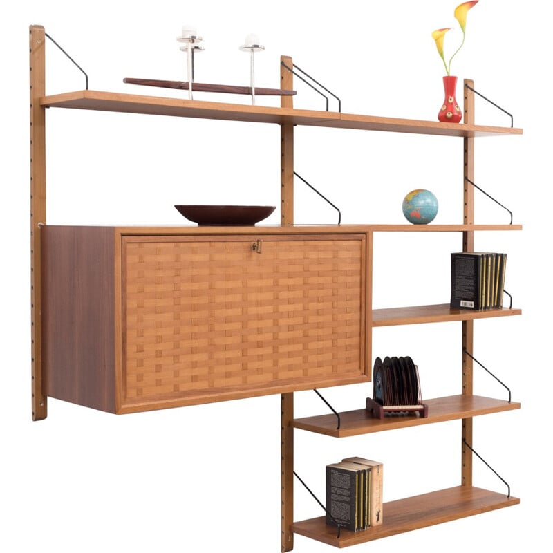 Cado vintage Scandinavian shelving system in walnutwood, Poul CADOVIUS - 1960s