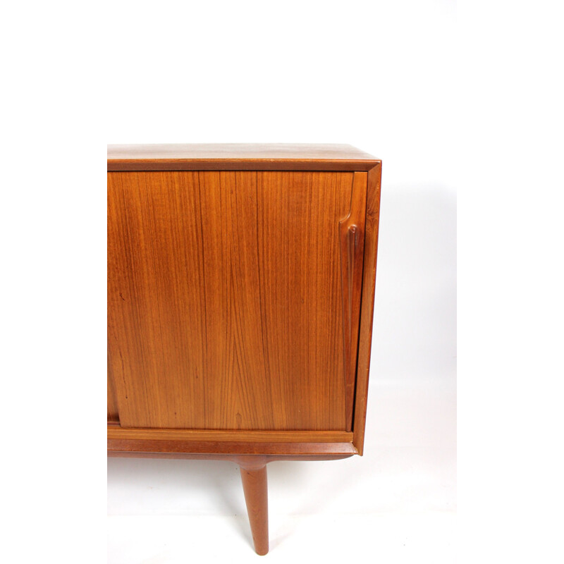 Sideboard in teak designed by Omann Junior from the 1960s 