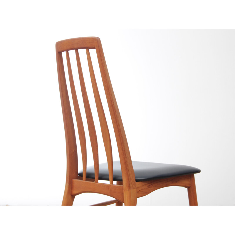 Conjunto de 4 sillas vintage escandinavas de teca modelo Eva de Niels Koefoed
