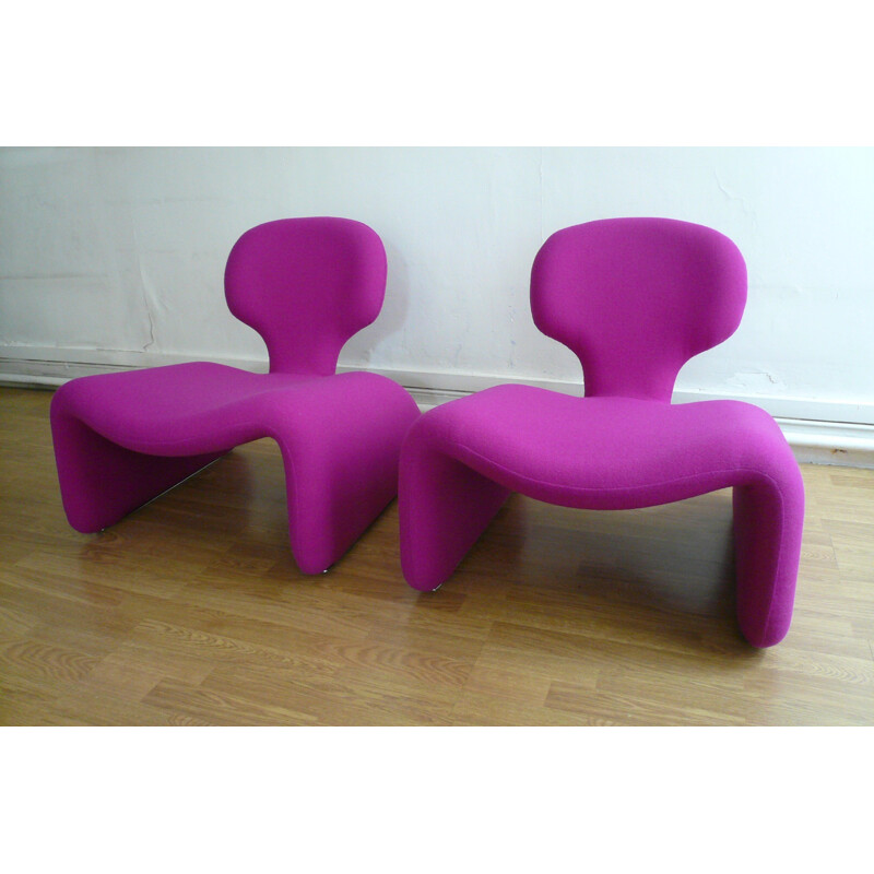 Airborne set of two "Djinn" purple low chairs, Olivier MOURGUE - 1965