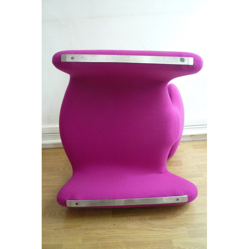 Airborne set of two "Djinn" purple low chairs, Olivier MOURGUE - 1965