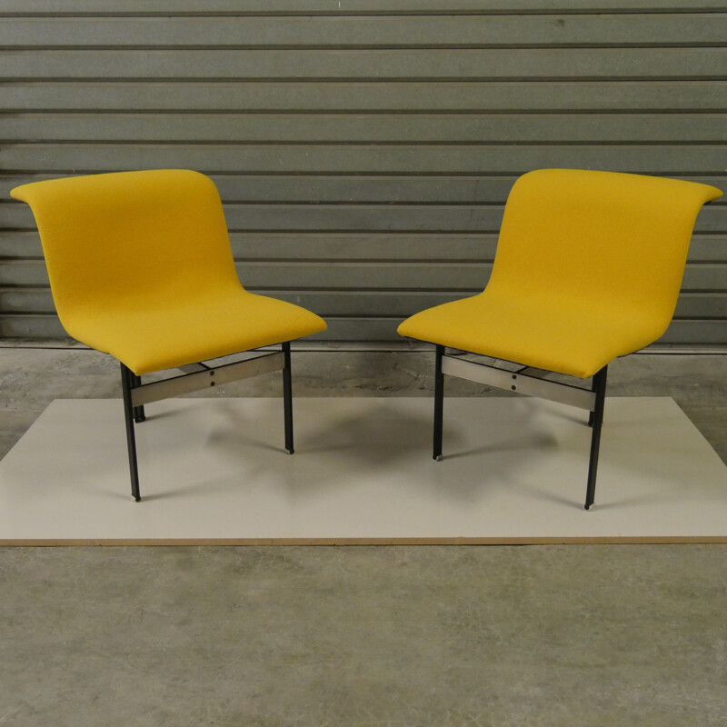 Paar vintage WAVE stoelen van Giovanni Offredi voor Saporiti 1970