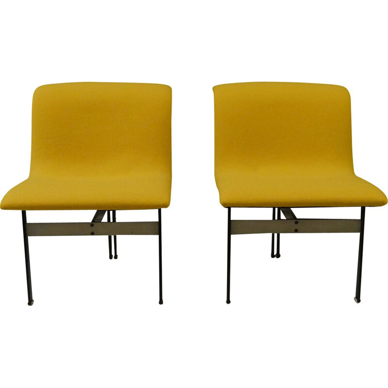 Pair of vintage WAVE chairs by Giovanni Offredi for Saporiti 1970