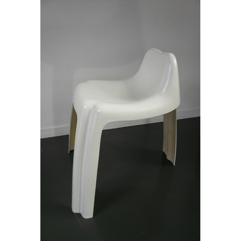 Paulus SPDM "Ginger" chair in white fiberglass, Patrick GIMGEMBRE -1970