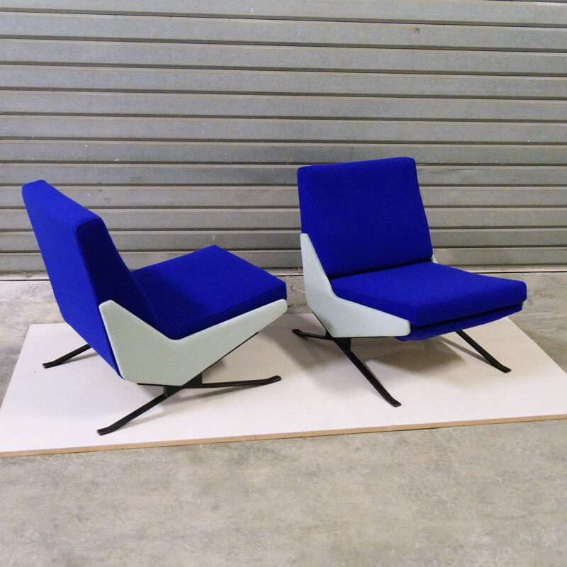 Vintage pair of TROÏKA armchairs by Pierre Guariche for Airborne 1961