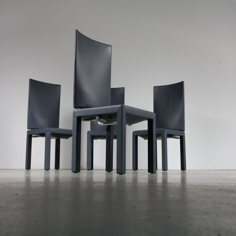 Suite de 4 cadeiras de jantar Arcara vintage por Paolo Piva para B
