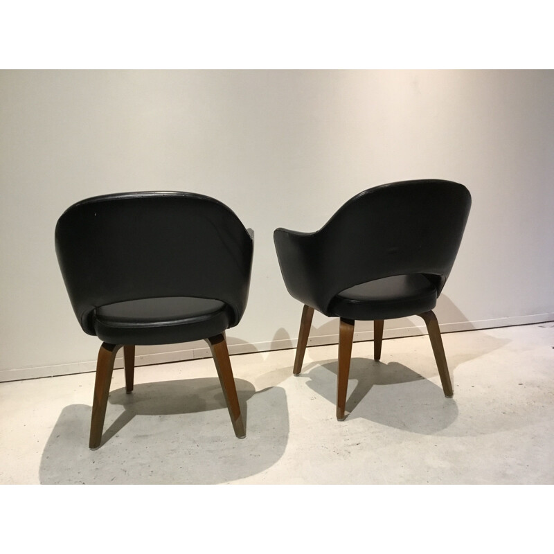 Set of 2 vintage Black Leather Executive Armchairs by Eero Saarinen for Knoll Inc.Knoll International, 1960