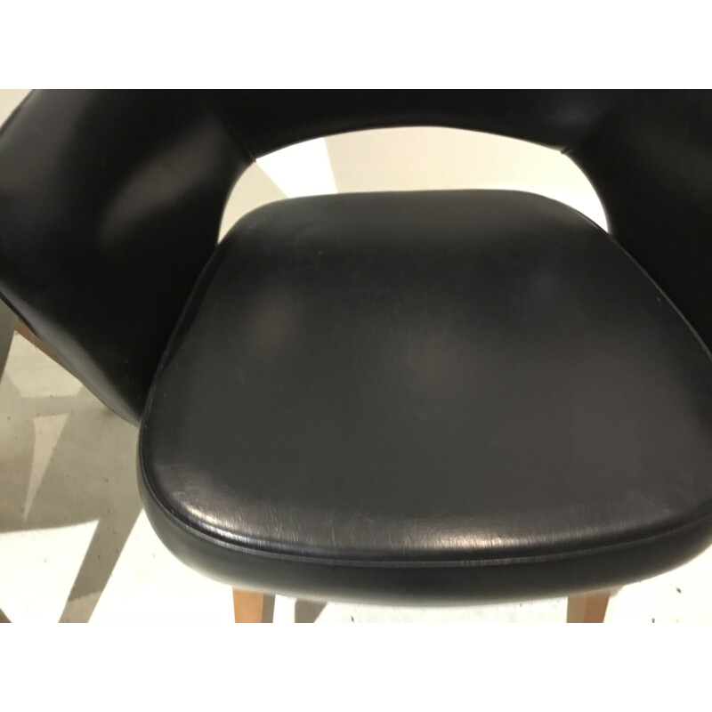 Set of 2 vintage Black Leather Executive Armchairs by Eero Saarinen for Knoll Inc.Knoll International, 1960