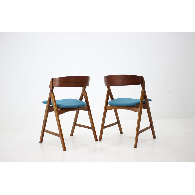 Set of 4 Dining Chairs by Henning Kjaernulf for Boltinge Støle Møbelfabrik, 1960s