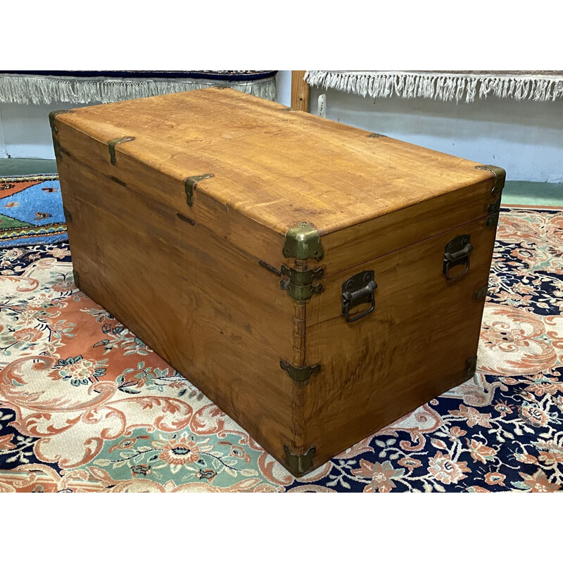 Vintage camphor wood chest, England, 1950s