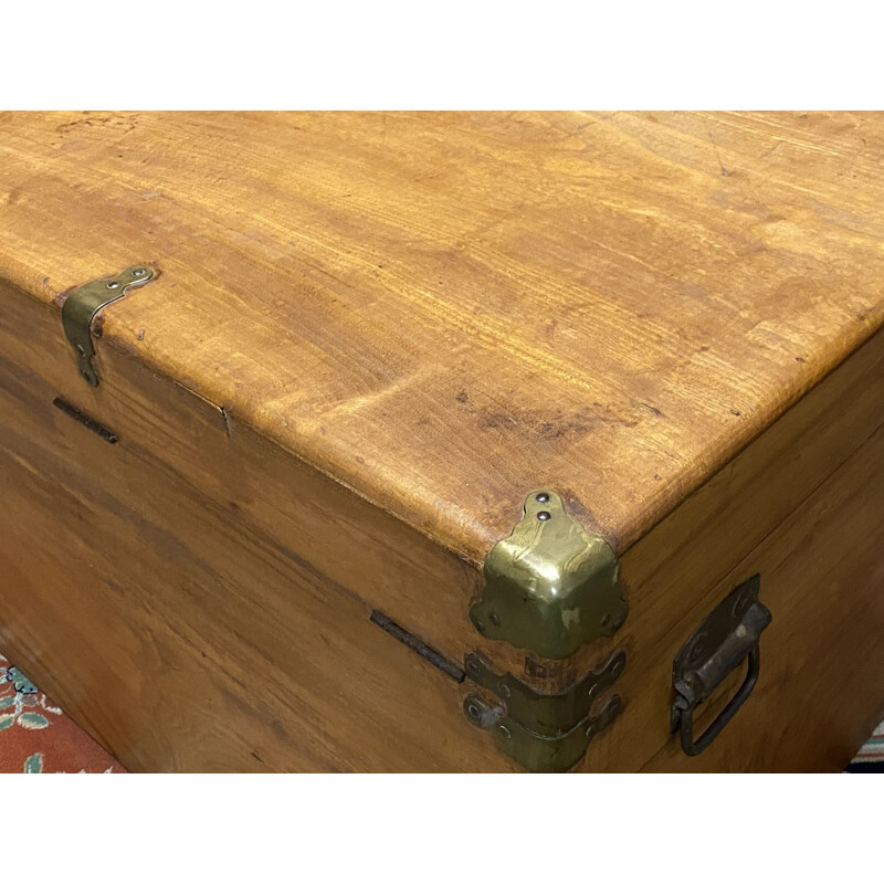 Vintage camphor wood chest, England, 1950s