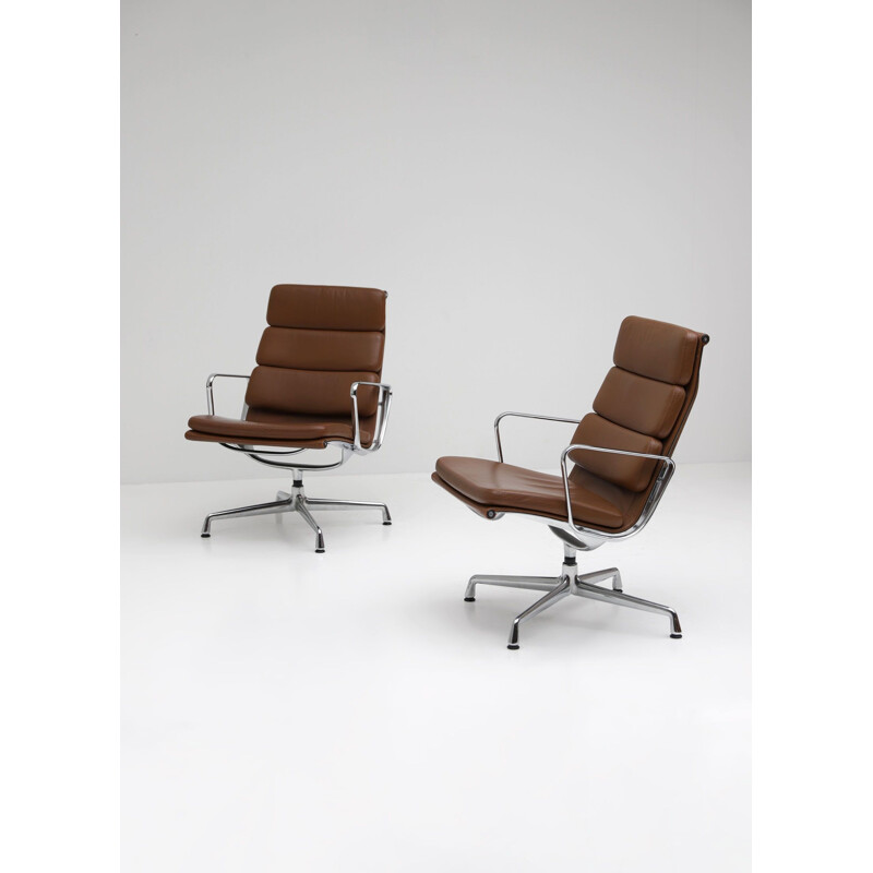 Ensemble de 4 chaises vintage EA216 Eames édition Vitra 