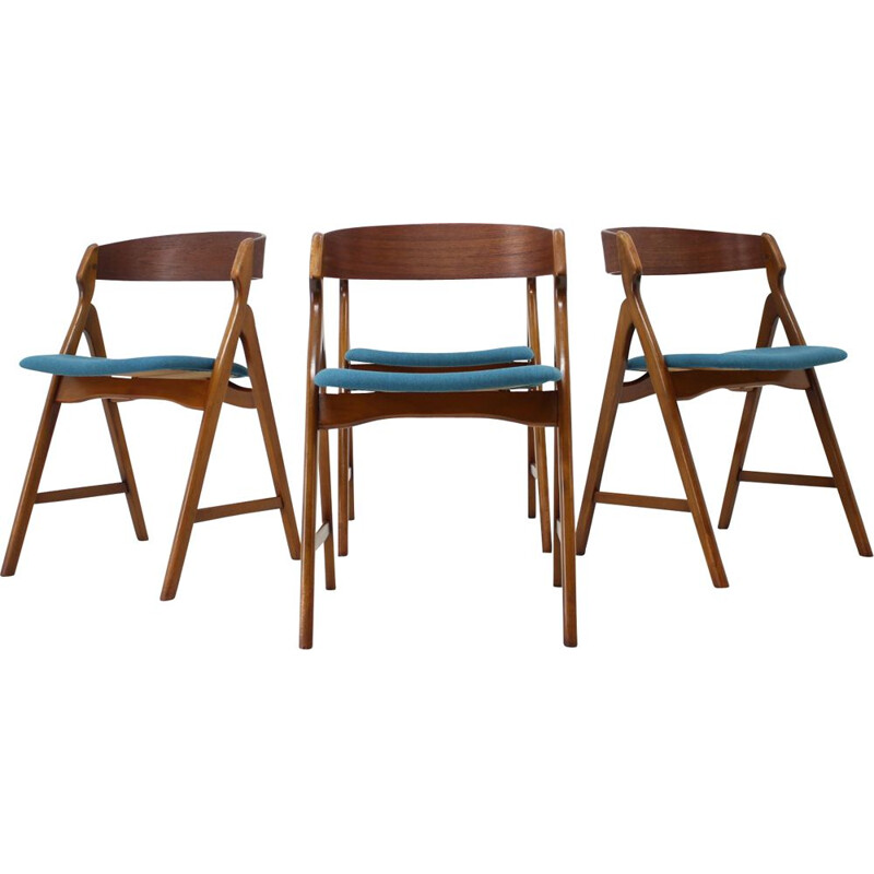 Set of 4 Dining Chairs by Henning Kjaernulf for Boltinge Støle Møbelfabrik, 1960s