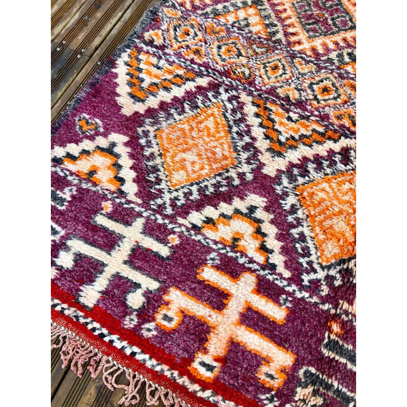 Vintage Berber wool carpet "Sadina" handmade by Beni Sadden