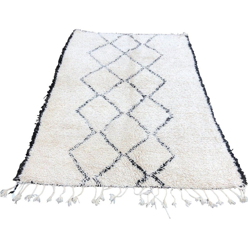 Beni Ouarain vintage woolen rug handmade 170x240 cm