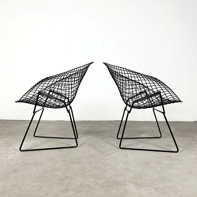Pair of vintage Black Diamond Chairs by Harry Bertoia for Knoll