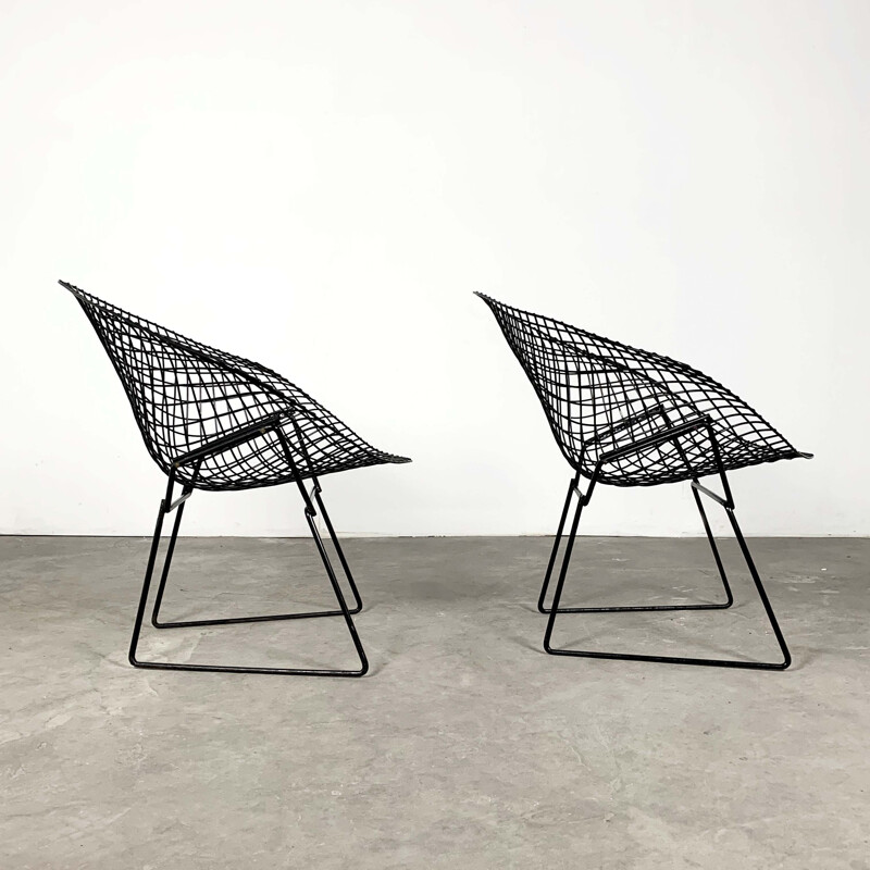 Pair of vintage Black Diamond Chairs by Harry Bertoia for Knoll