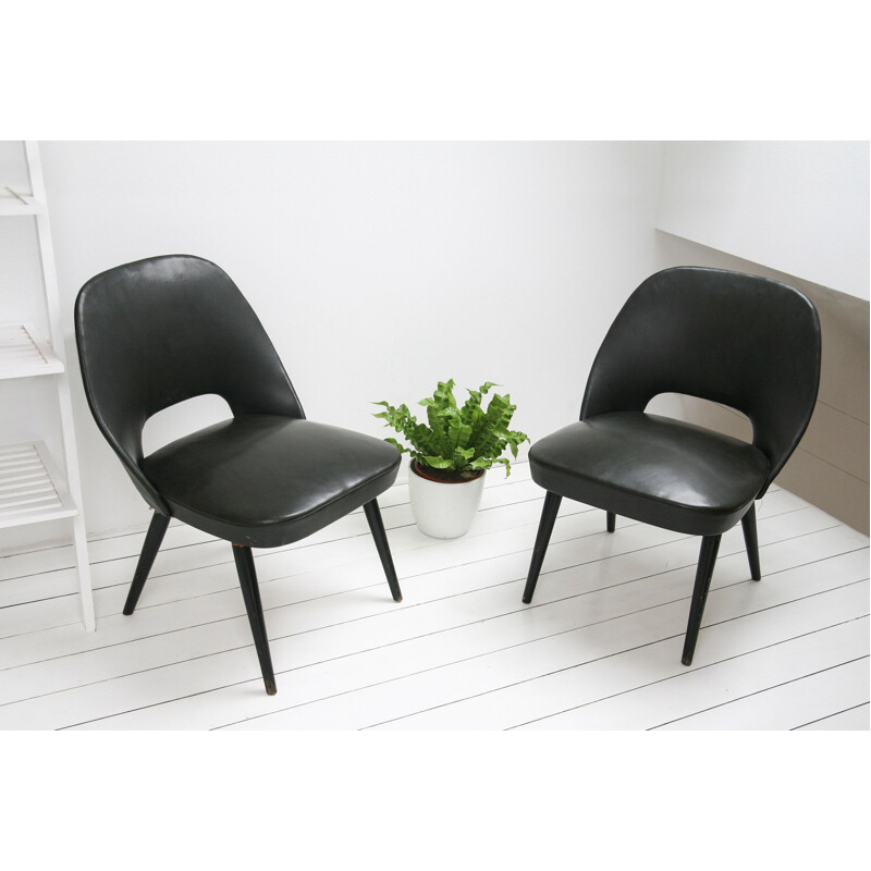 Set of 2 vintage black armchairs, Italy, 1960s
