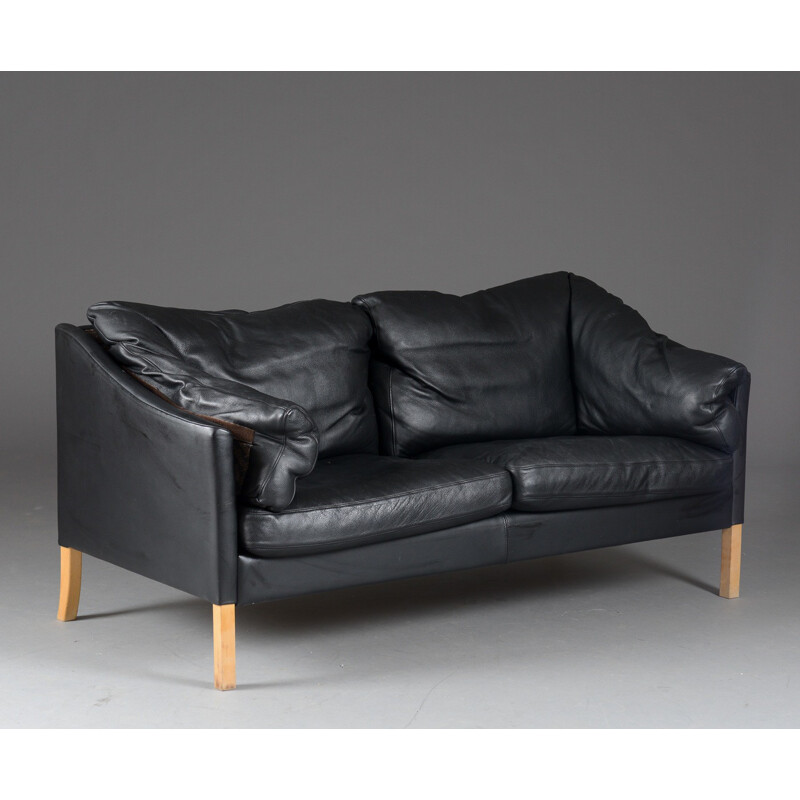 Scandinavian 2-seater sofa in black leather and beechwood - 1980s