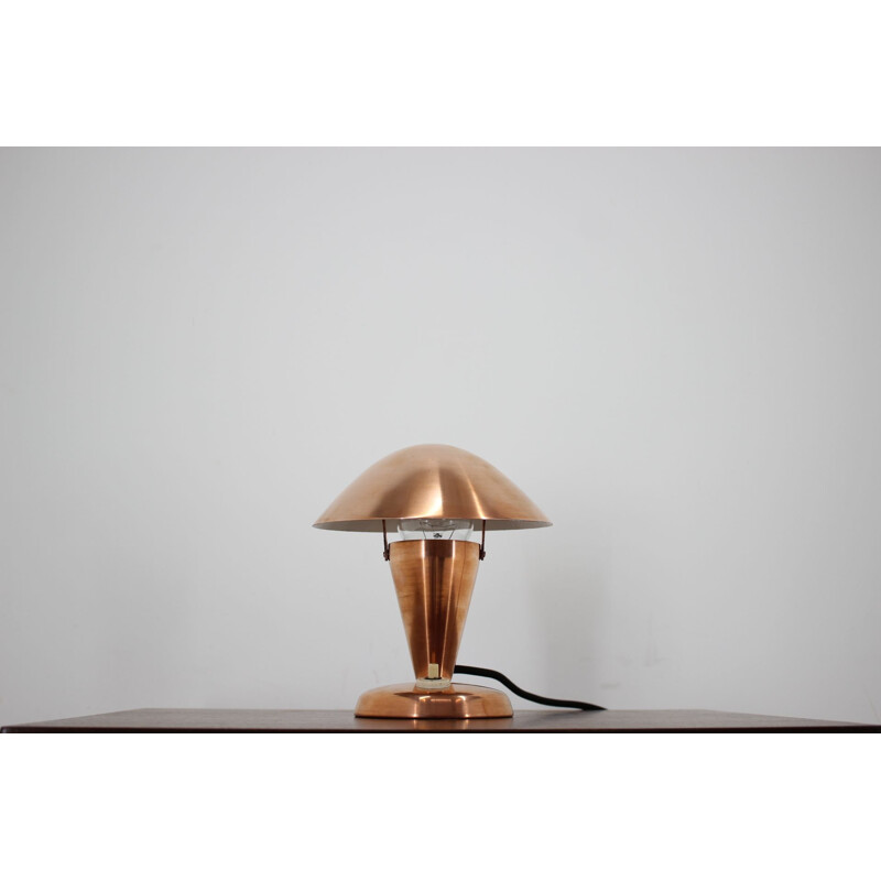 Petite lampe de table vintage en cuivre du Bauhaus, Tchécoslovaquie, 1930