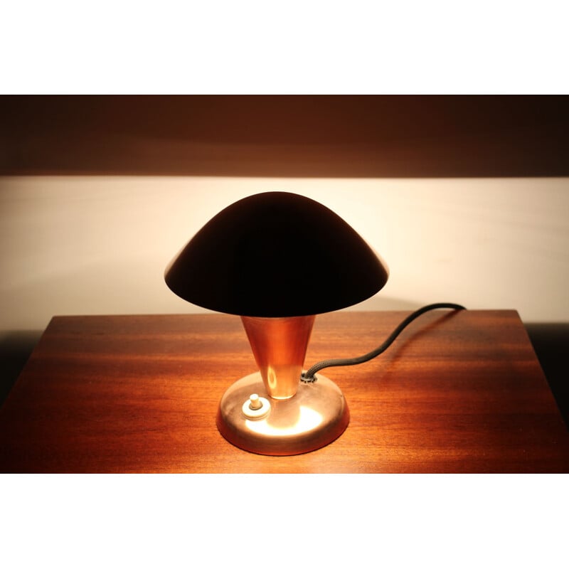 Petite lampe de table vintage en cuivre du Bauhaus, Tchécoslovaquie, 1930