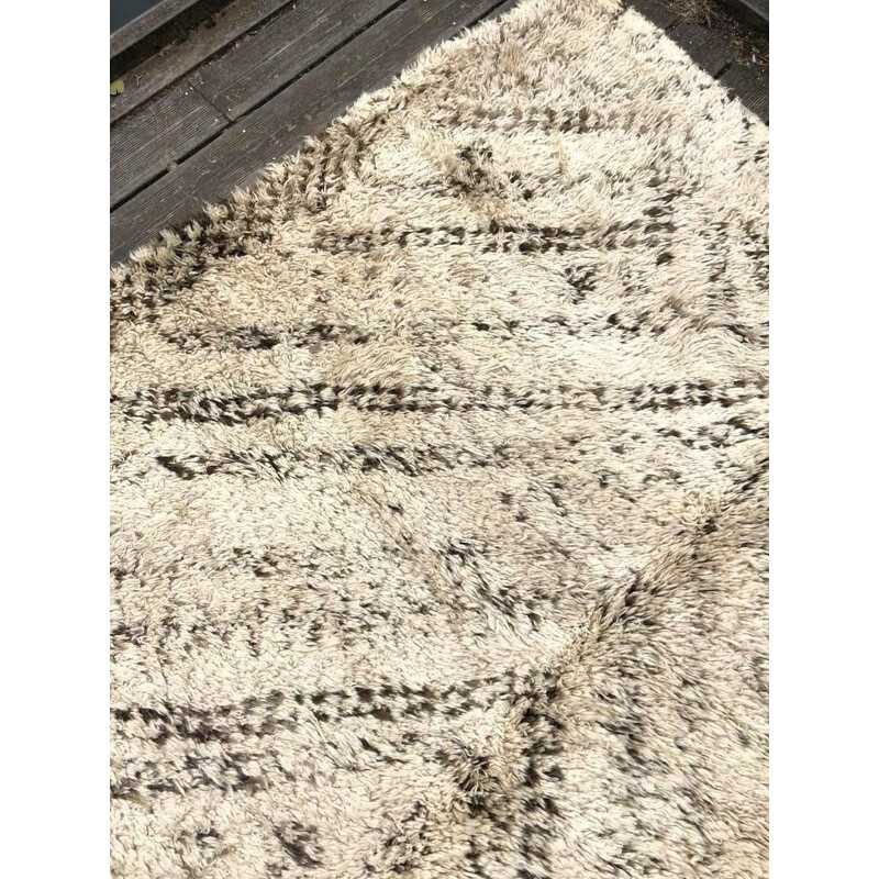 Very old vintage carpet Beni Ouarain 220x350 cm