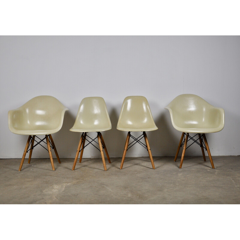 Vintage set of DSW Dining Chair and armchairs by Charles and Ray Eames for Herman Miller, 1970s